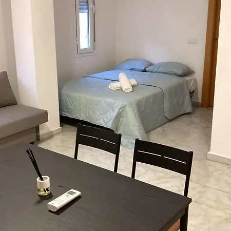 Huelin & Station Apartment