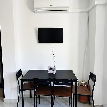 Huelin & Station Apartment *
